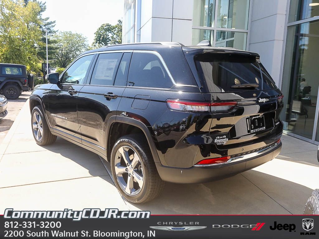 New 2025 Jeep Grand Cherokee Limited image 5