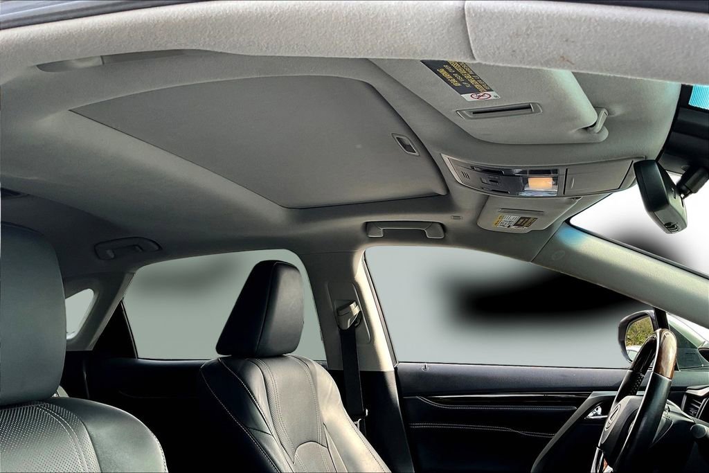 Used 2019 Lexus RX 350 FWD w/ Navigation Package image 28