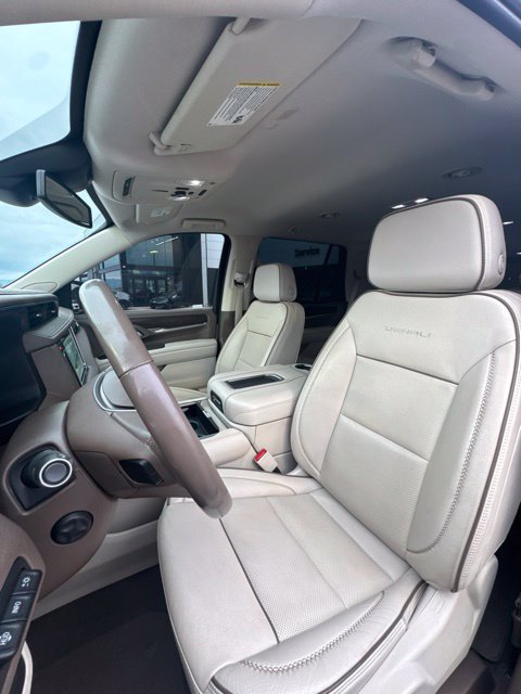 Used 2023 GMC Yukon Denali AWD/4WD image 20
