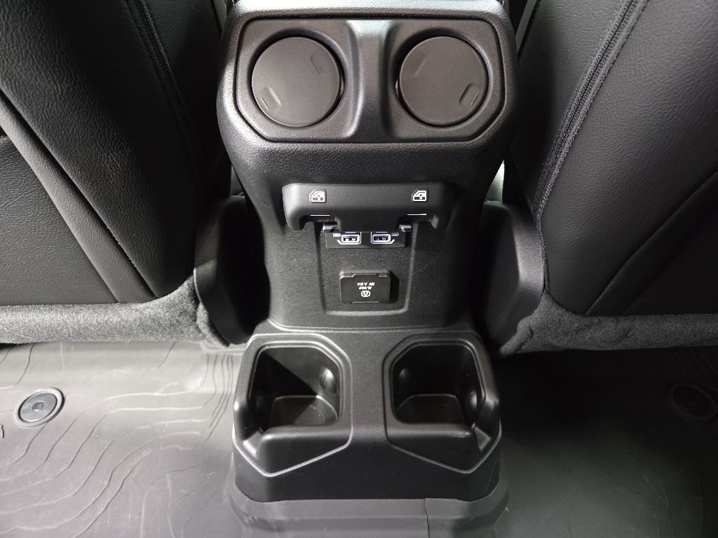 Used 2021 Jeep Gladiator Overland w/ Uconnect 4C Nav & Sound Group AWD/4WD image 31