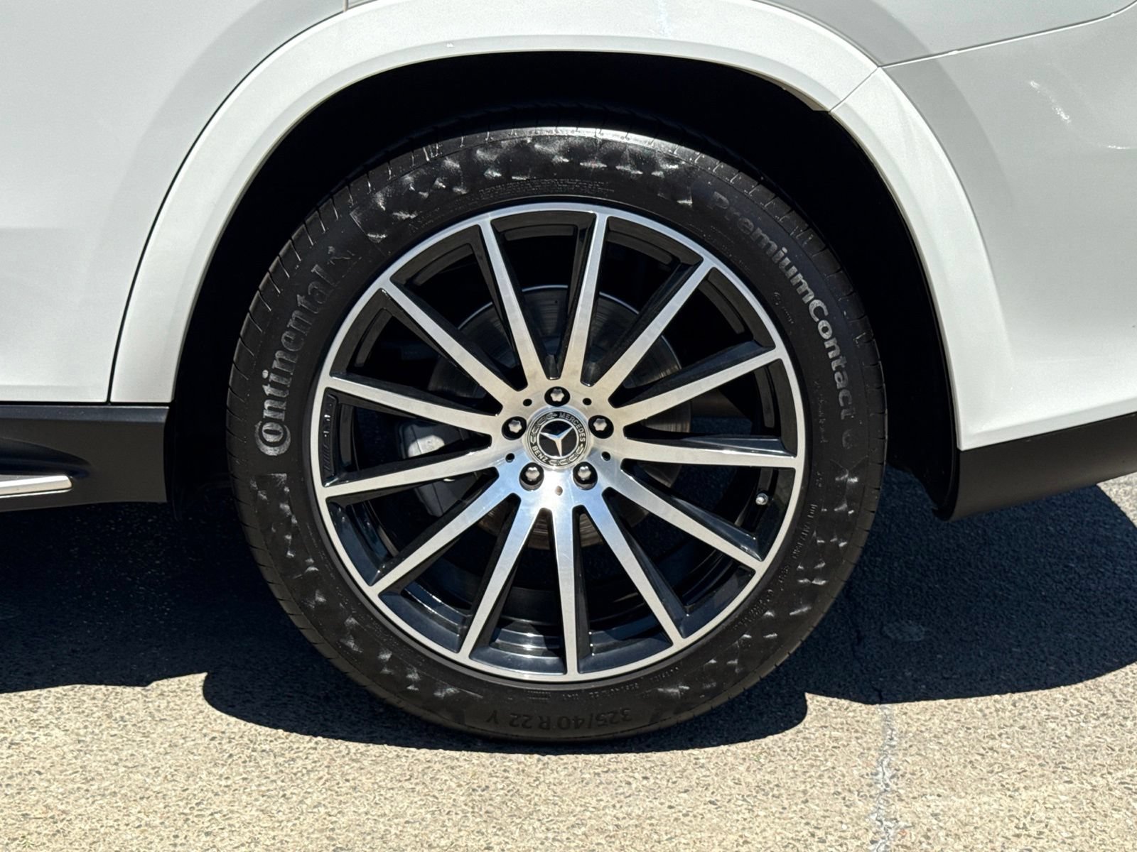 Used 2022 Mercedes-Benz GLS 450 4MATIC image 19
