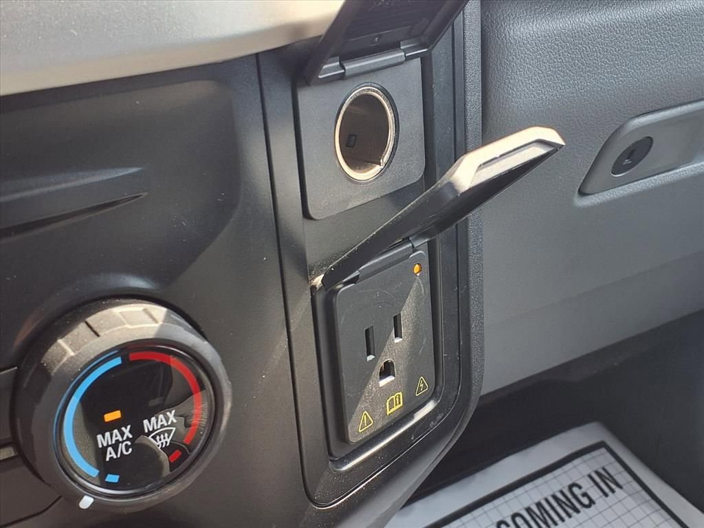 Used 2023 Ford F350 XLT w/ FX4 Off-Road Package image 9