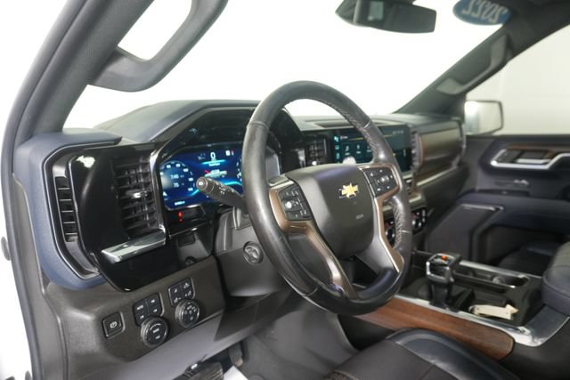 Used 2022 Chevrolet Silverado 1500 High Country w/ Z71 Off-Road Package AWD/4WD image 21