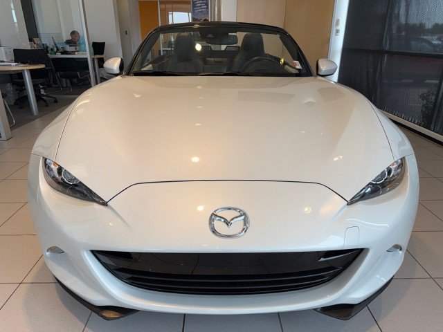 Used 2019 MAZDA MX-5 Miata Grand Touring RWD image 7
