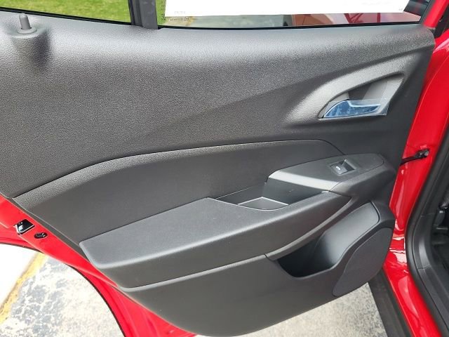 New 2026 Chevrolet Trax LT image 18