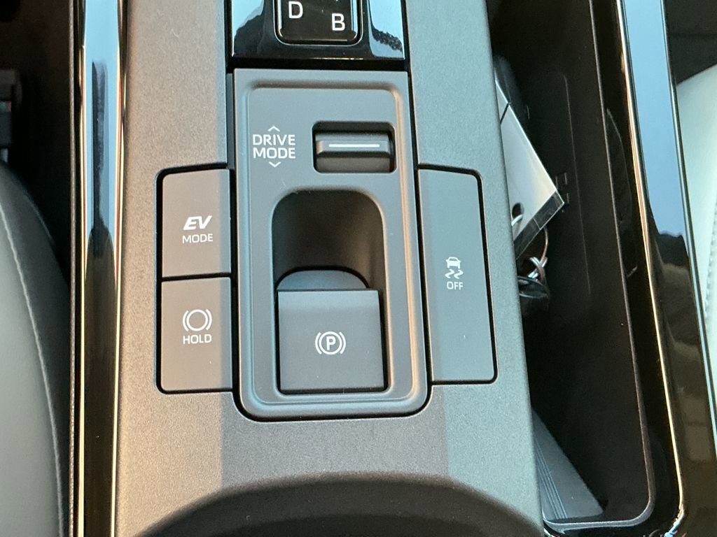 New 2026 Toyota Prius XLE image 16