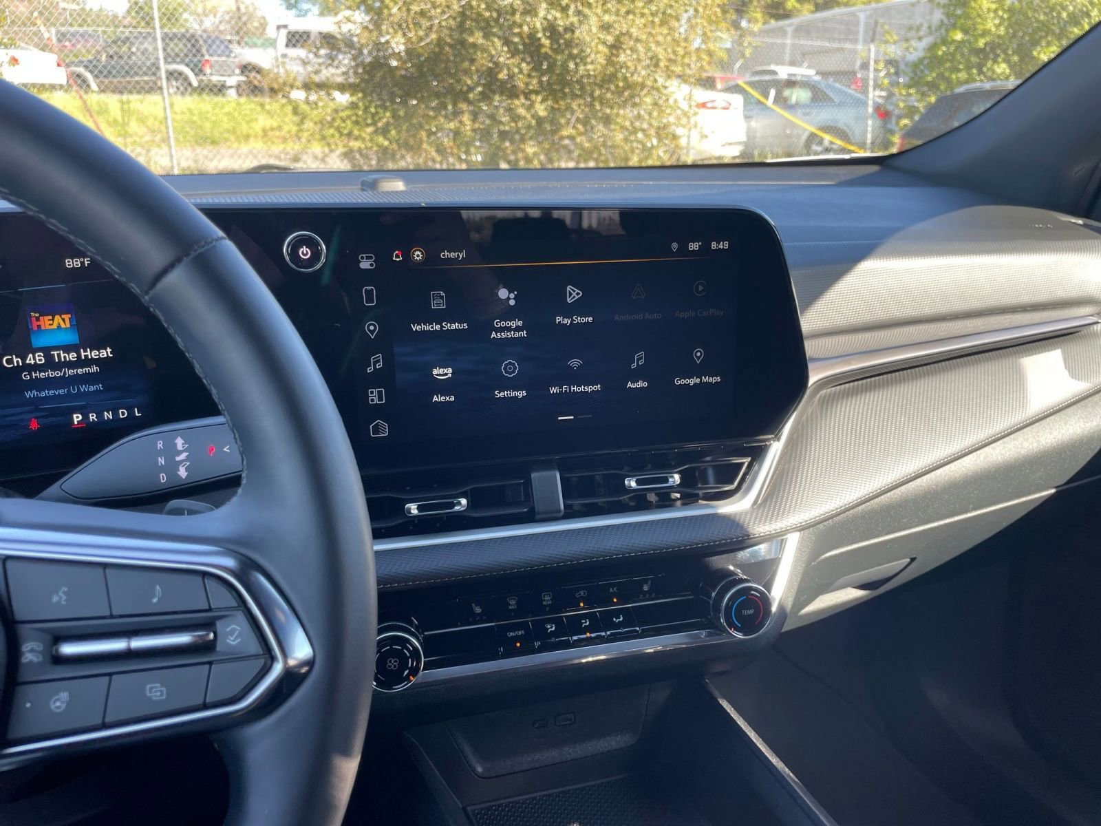 Used 2025 Chevrolet Equinox LT image 17