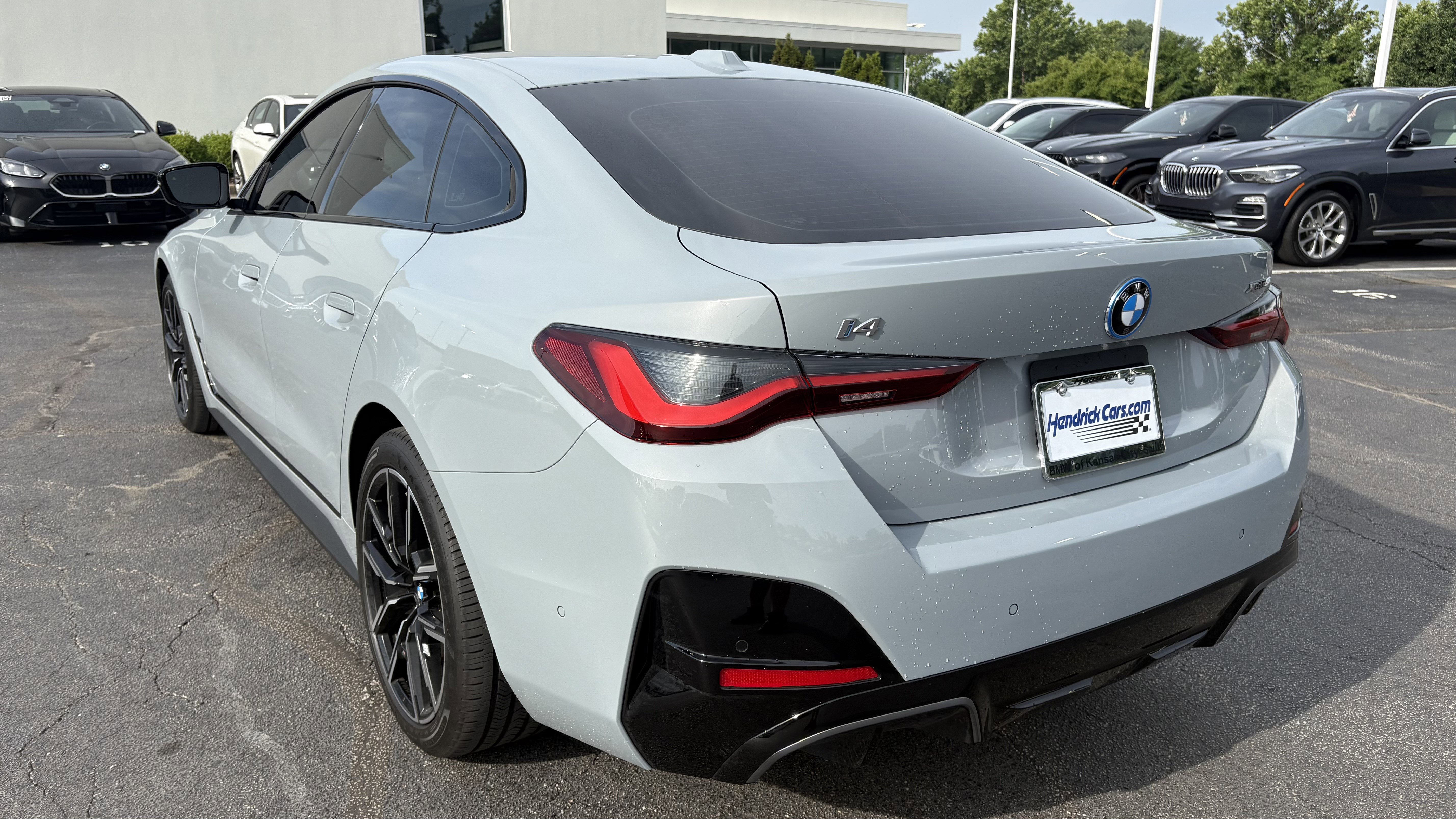 Used 2025 BMW i4 xDrive40i w/ M Sport Package AWD/4WD image 8