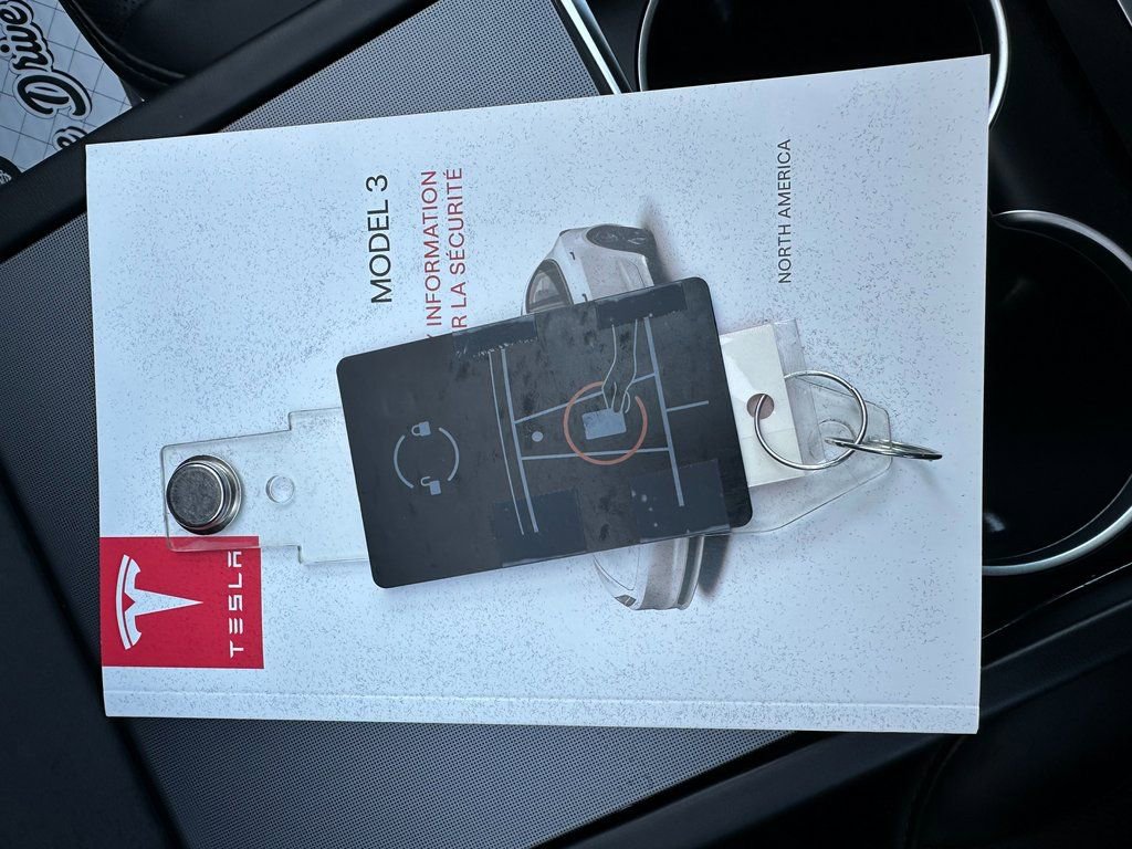 Used 2025 Tesla Model 3 Long Range image 8