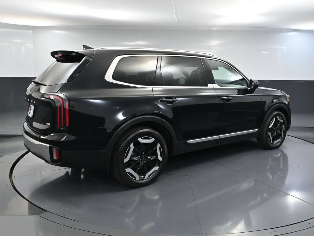 Used 2023 Kia Telluride EX X-Line AWD/4WD image 4