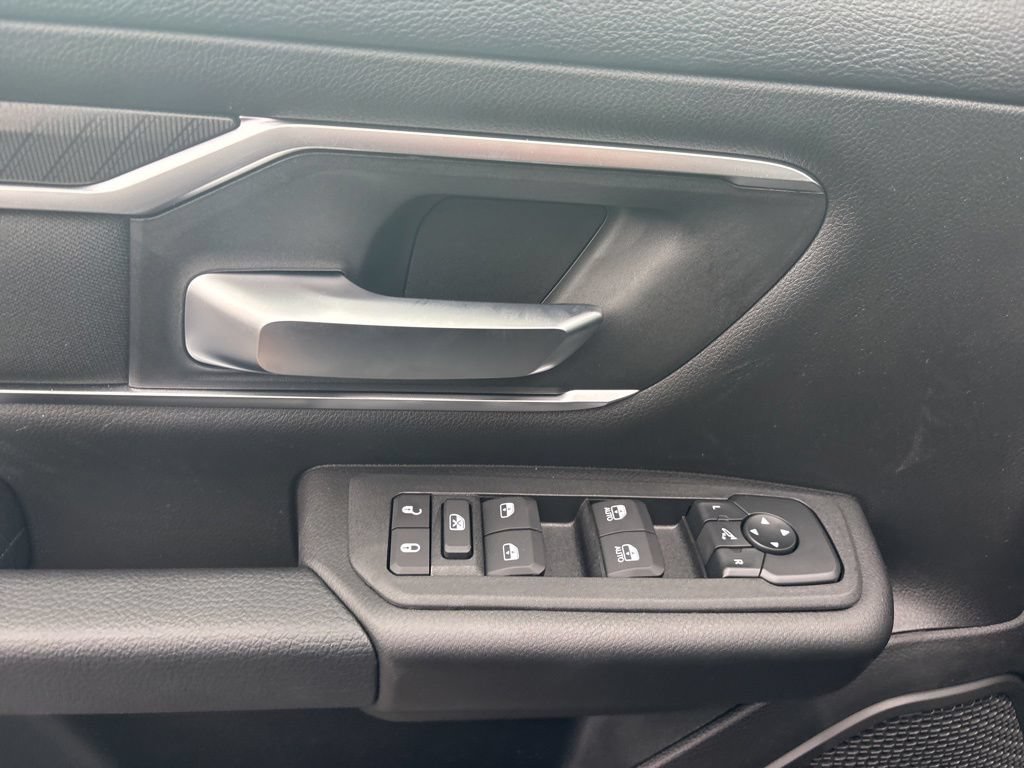 New 2026 RAM 1500 Big Horn AWD/4WD image 16