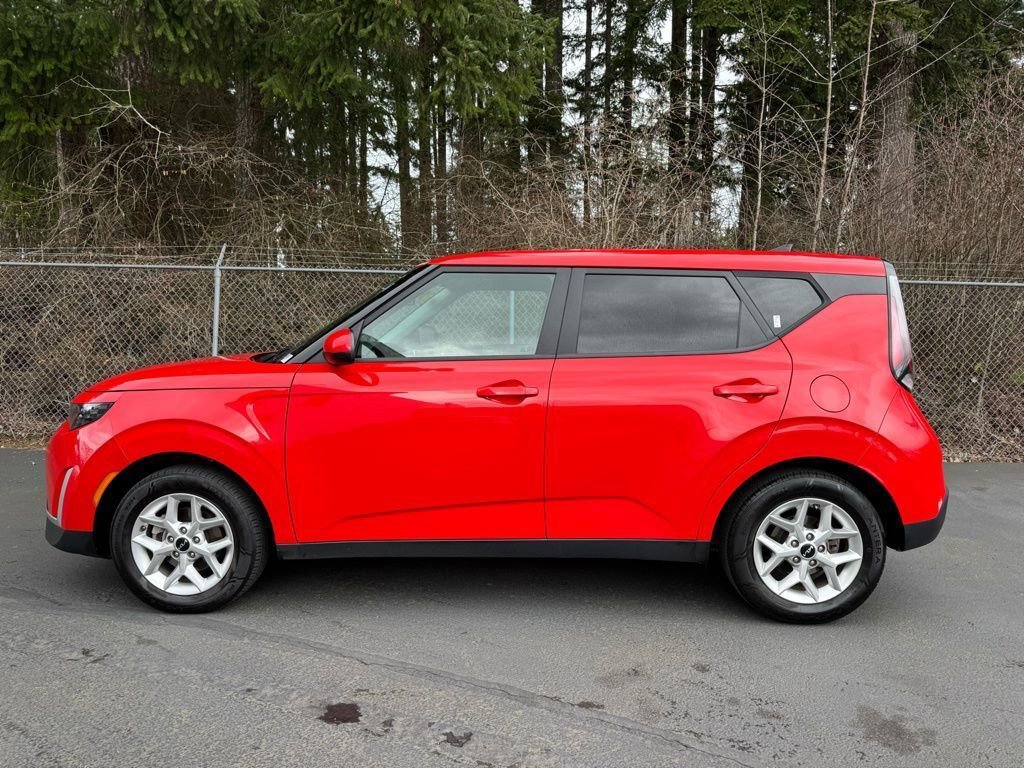Used 2024 Kia Soul LX w/ Option Group 015 image 3