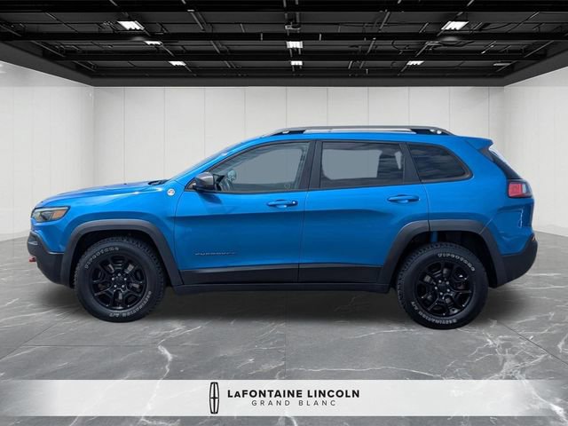 Used 2020 Jeep Cherokee Trailhawk AWD/4WD image 2