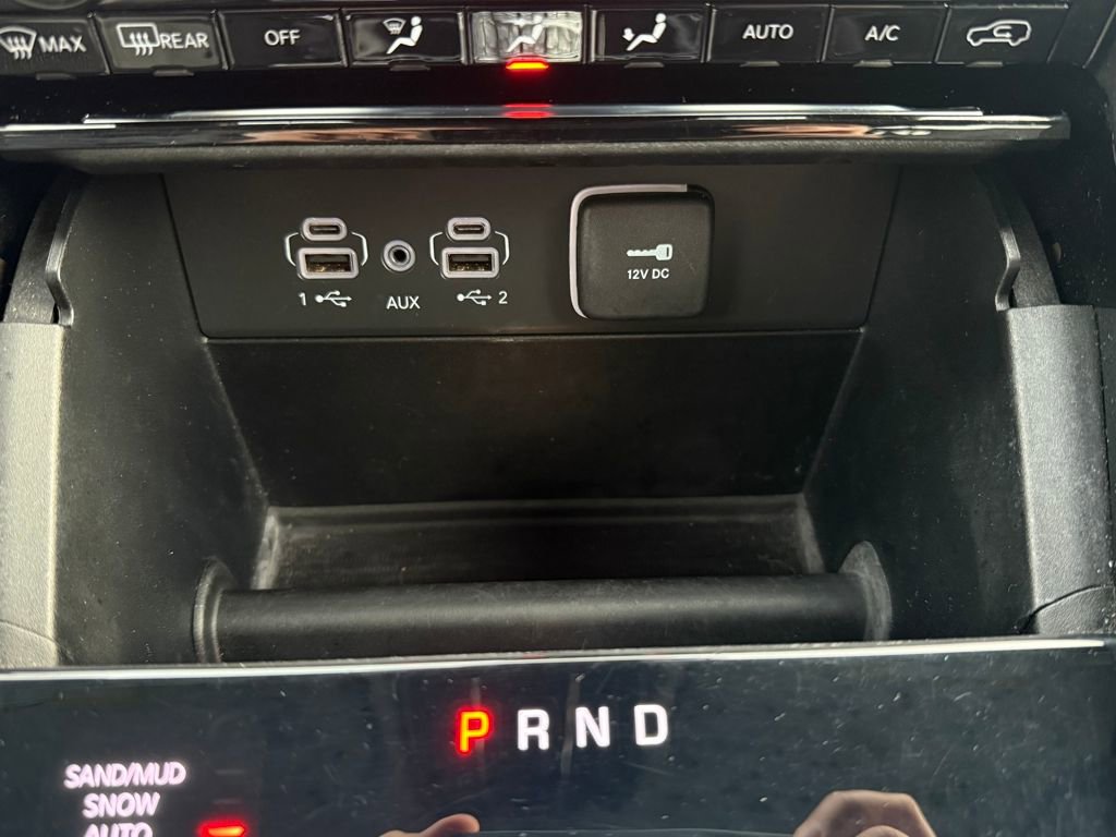 Used 2023 Jeep Grand Cherokee L Limited image 26