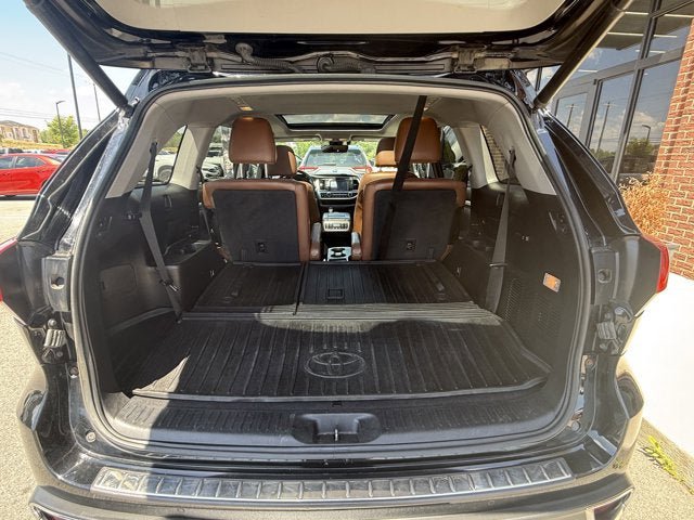 Used 2017 Toyota Highlander Limited AWD/4WD image 13