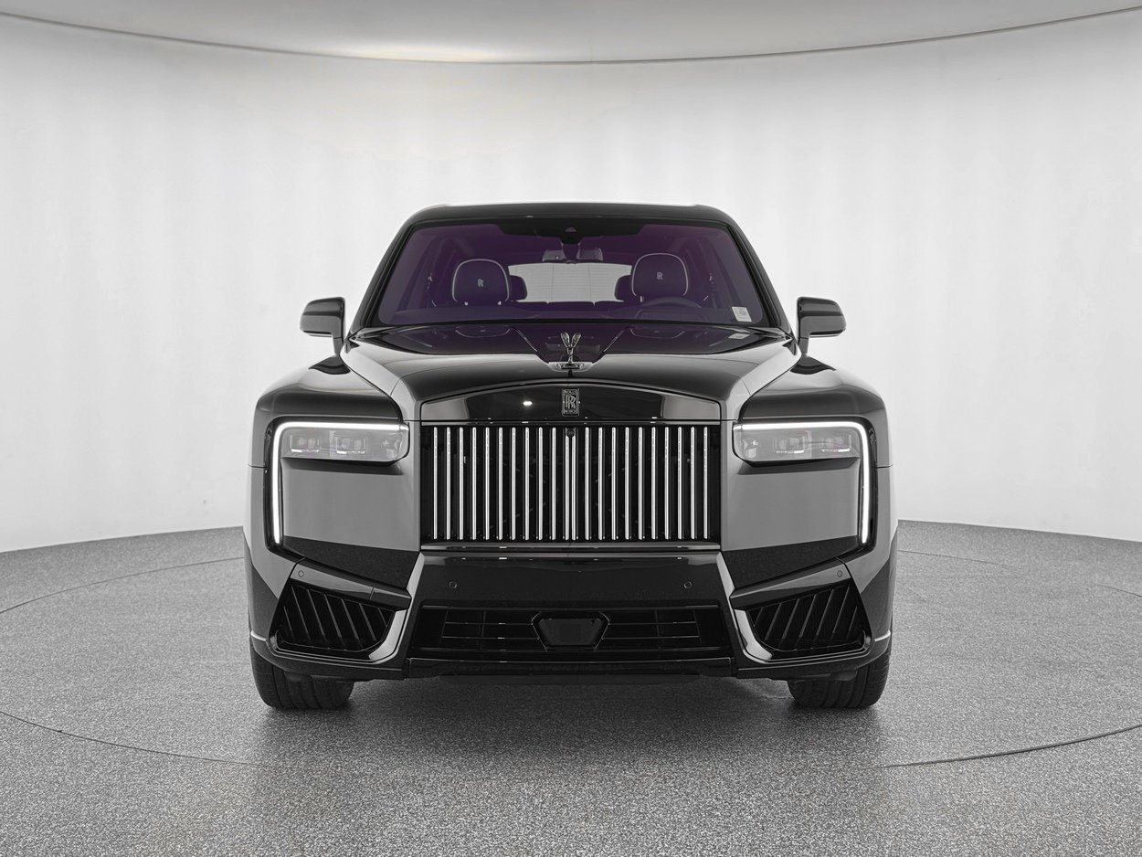 New 2026 Rolls-Royce Cullinan Black Badge AWD/4WD image 8
