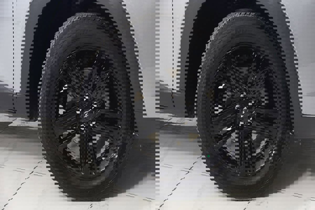 Used 2024 Chevrolet Trax ACTIV w/ Sunroof Package image 15