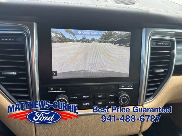 Used 2018 Porsche Macan AWD/4WD image 16