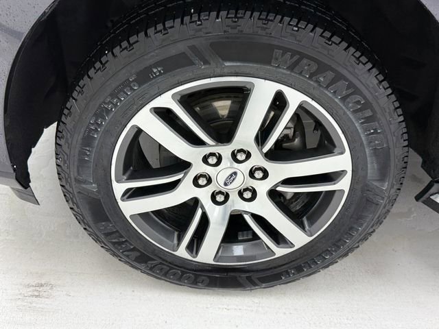 Used 2022 Ford Expedition Max Limited RWD image 7