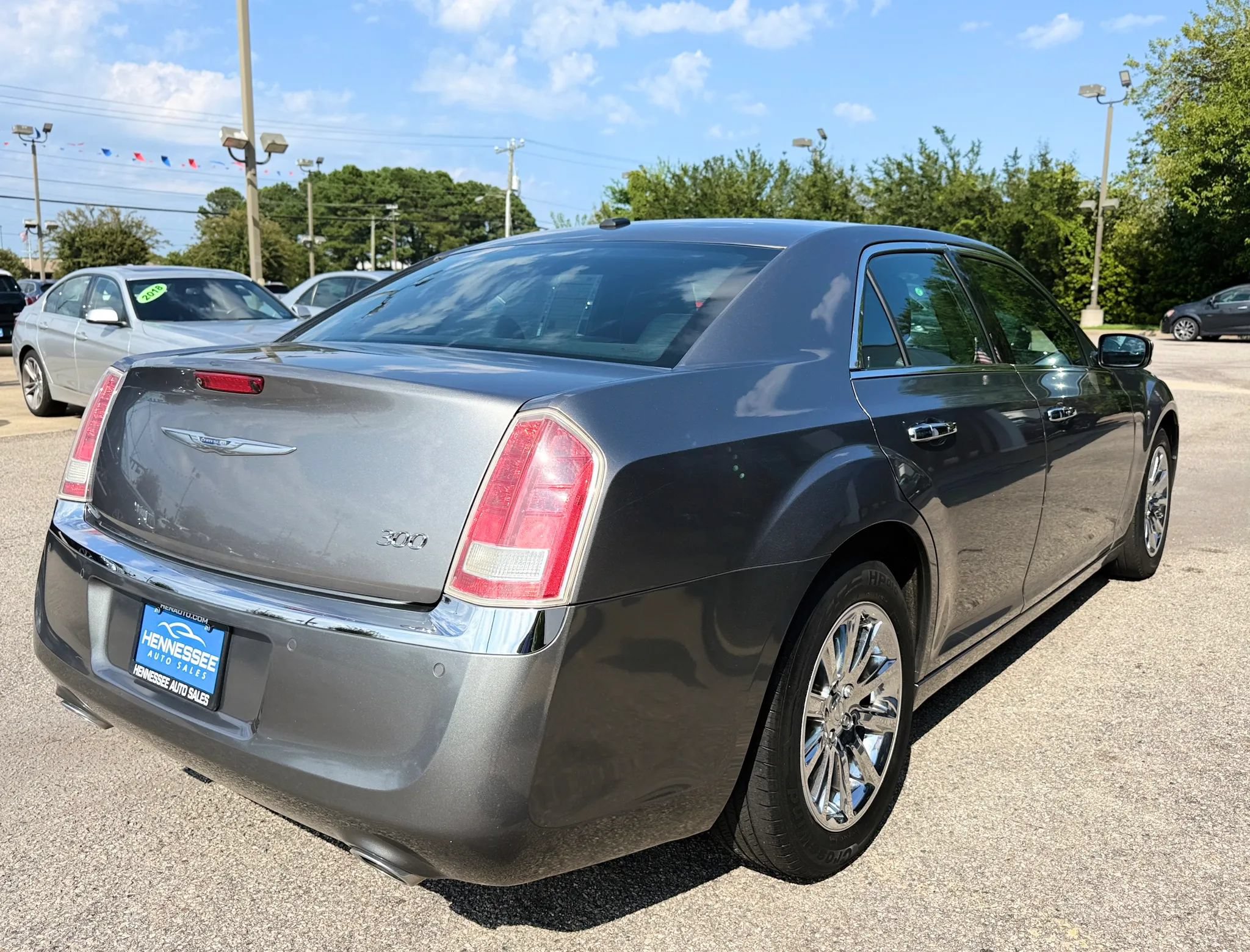 Used 2011 Chrysler 300 Limited RWD image 36