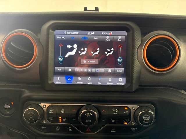 Used 2020 Jeep Gladiator Mojave AWD/4WD image 25
