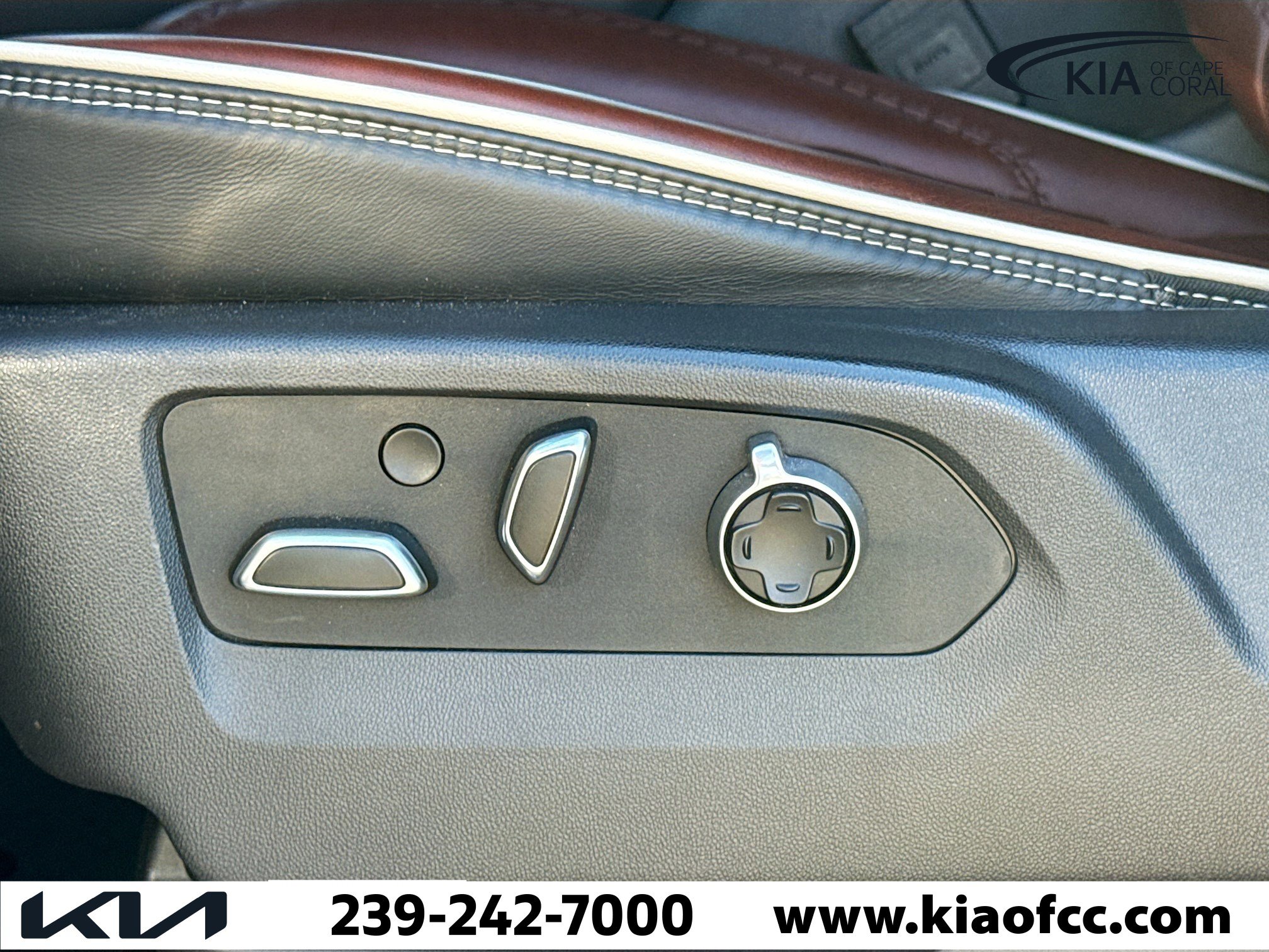 Used 2025 GMC Sierra 3500 Denali Ultimate image 23