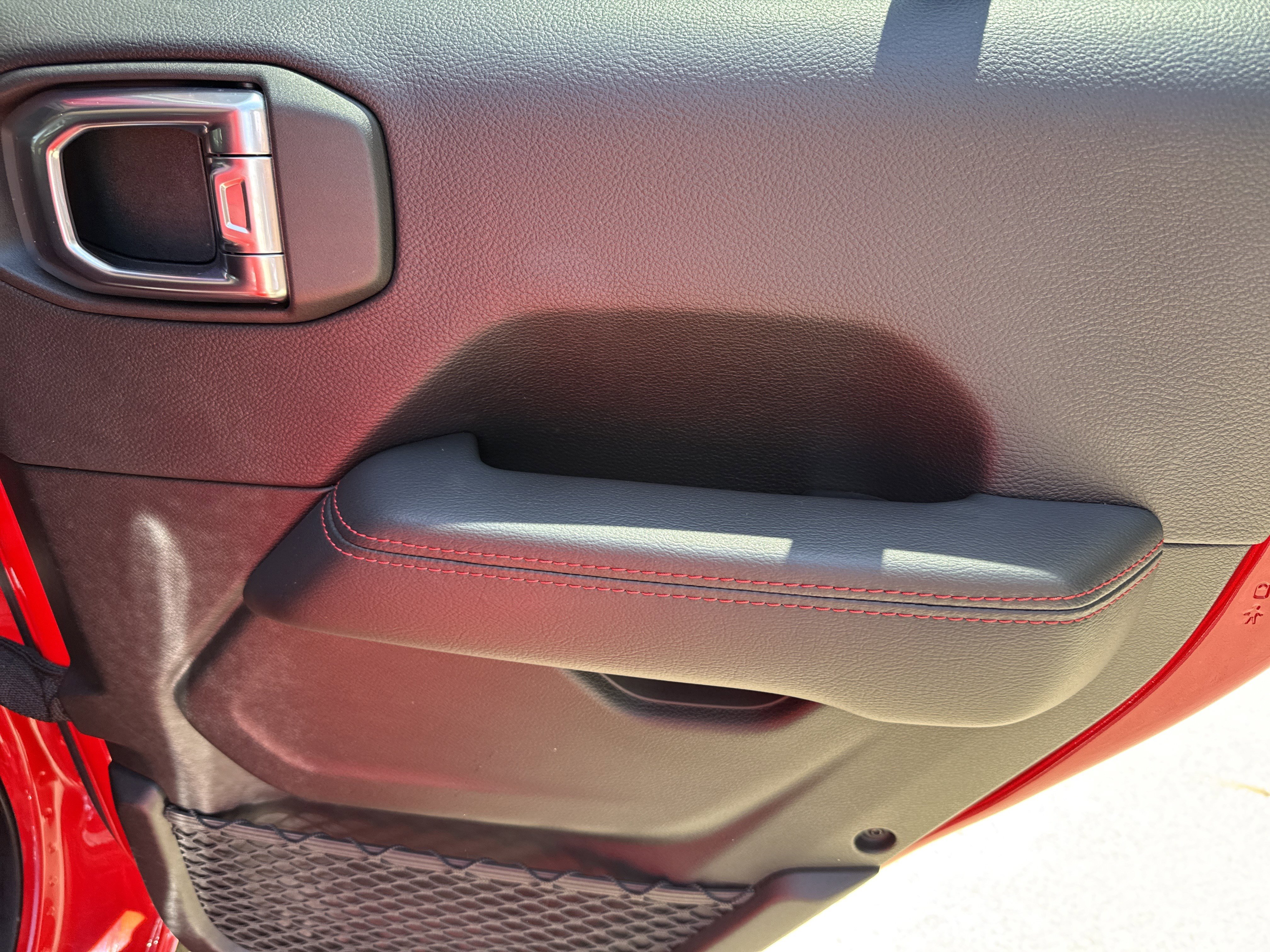 Used 2021 Jeep Wrangler Unlimited Rubicon image 16