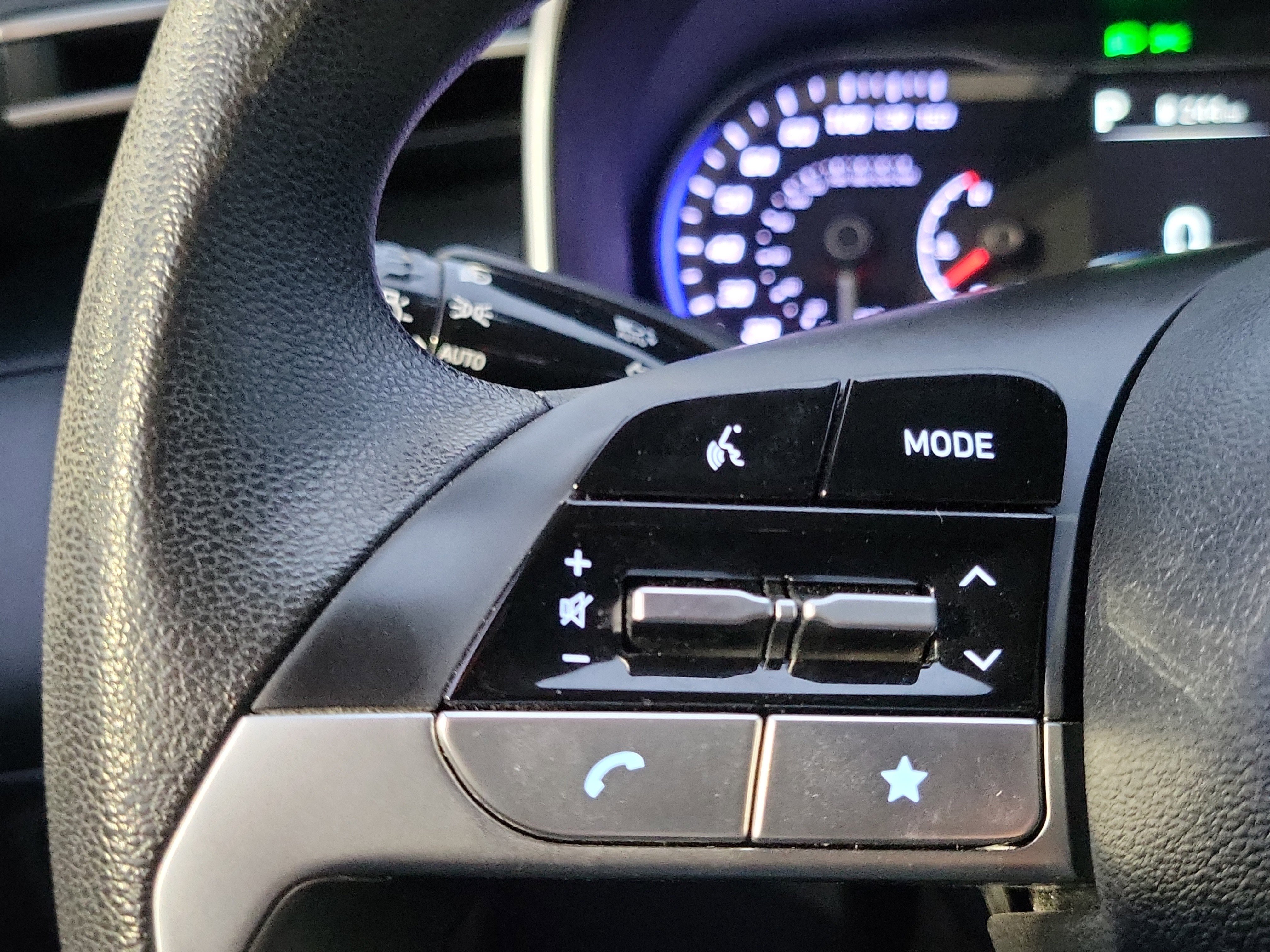 Certified 2023 Hyundai Tucson SE image 8