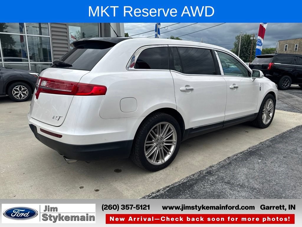 Used 2018 Lincoln MKT AWD w/ Technology Package image 5