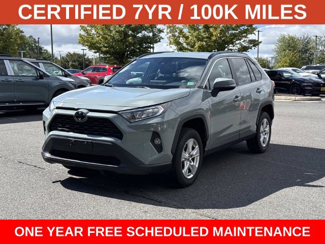 Used 2021 Toyota RAV4 XLE w/ Carpet Mat Package (TMS) AWD/4WD image 5