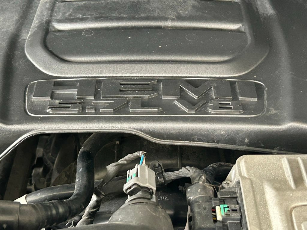 Used 2024 RAM 1500 Laramie RWD image 13