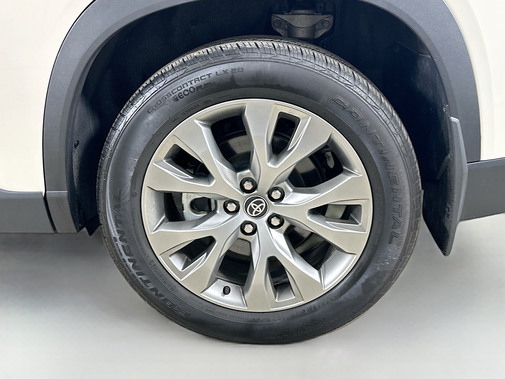 Used 2024 Toyota Grand Highlander AWD image 40