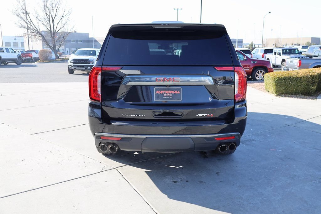 Used 2023 GMC Yukon AT4 w/ AT4 Premium Plus Package AWD/4WD image 5