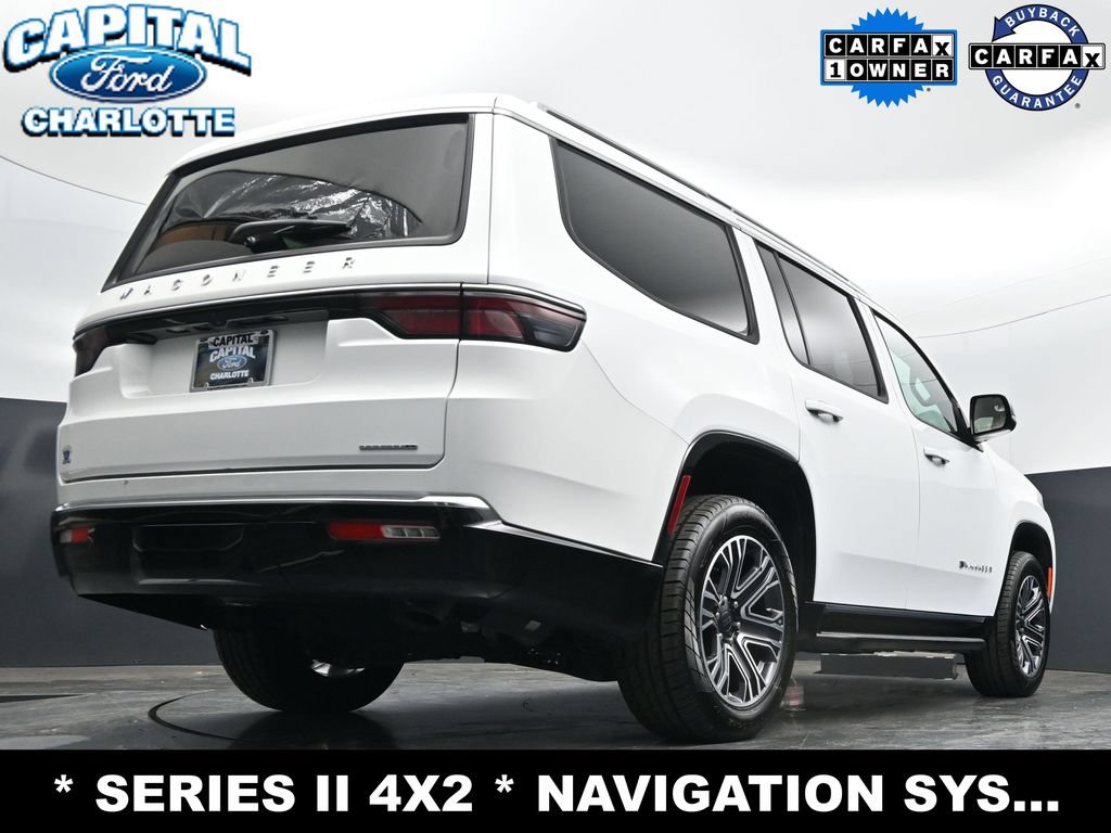 Used 2024 Jeep Wagoneer Series II w/ Flexible Seating Group RWD image 27
