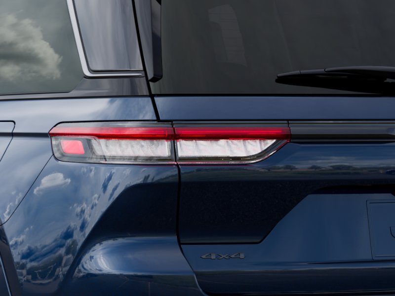 New 2026 Jeep Grand Cherokee Summit AWD/4WD image 9