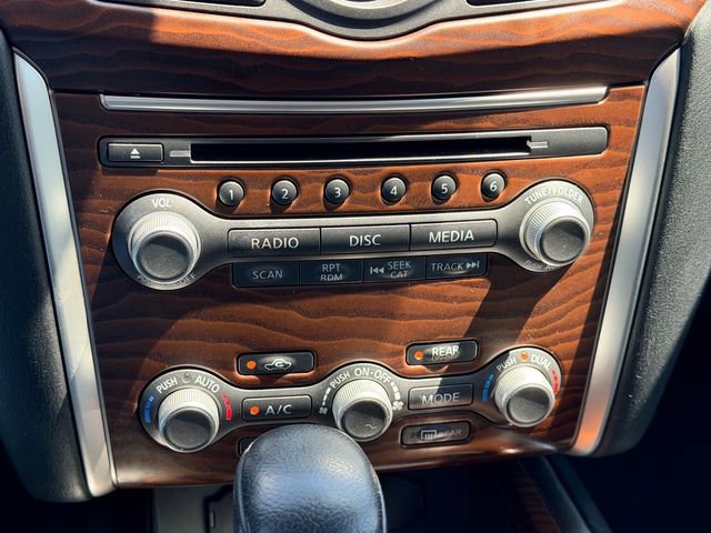 Used 2017 Nissan Pathfinder Platinum FWD image 21