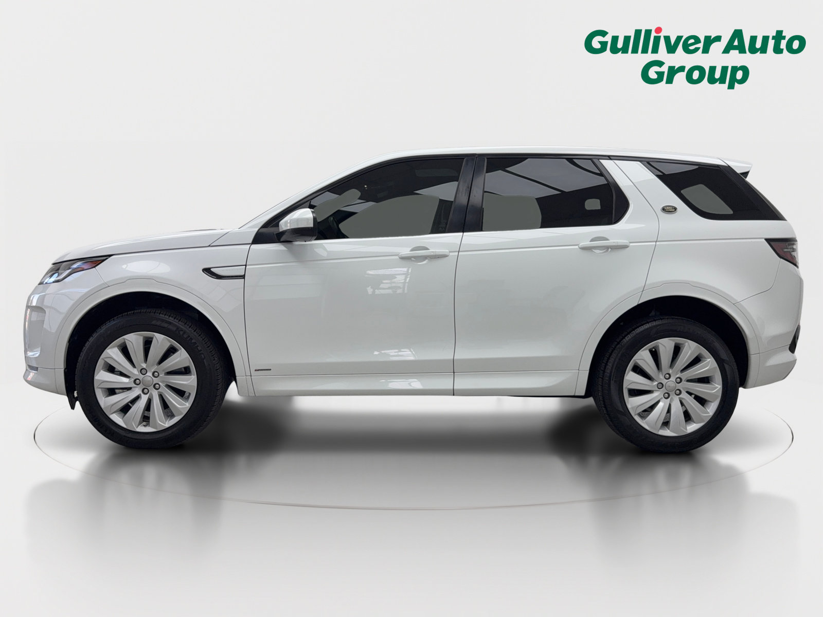 Used 2020 Land Rover Discovery Sport S R-Dynamic AWD/4WD image 3