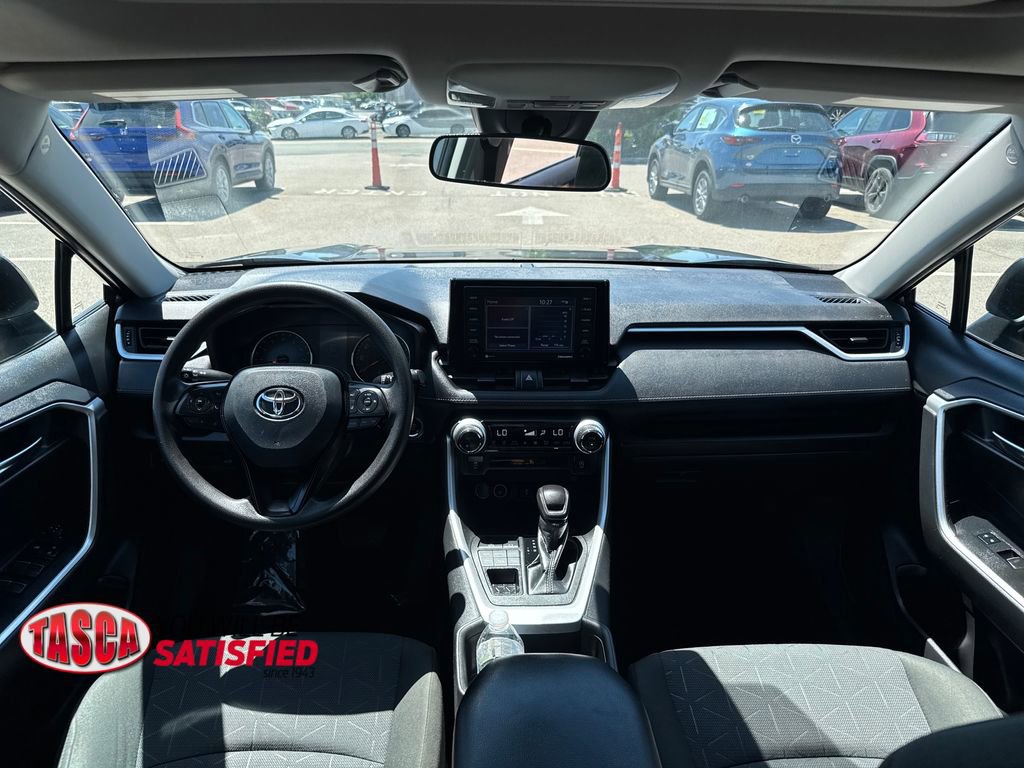 Used 2022 Toyota RAV4 XLE w/ Convenience Package AWD/4WD image 12