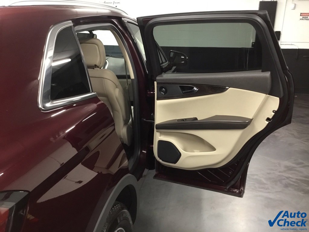 Used 2020 Lincoln Nautilus Reserve image 31