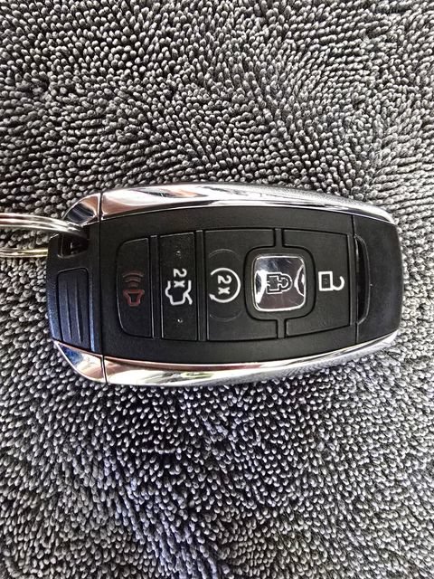Used 2020 Lincoln MKZ AWD image 37