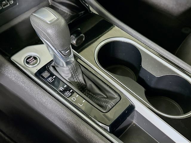 Used 2024 Nissan Altima 2.5 SV image 18