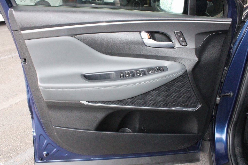 Used 2022 Hyundai Santa Fe Limited w/ Cargo Package image 22