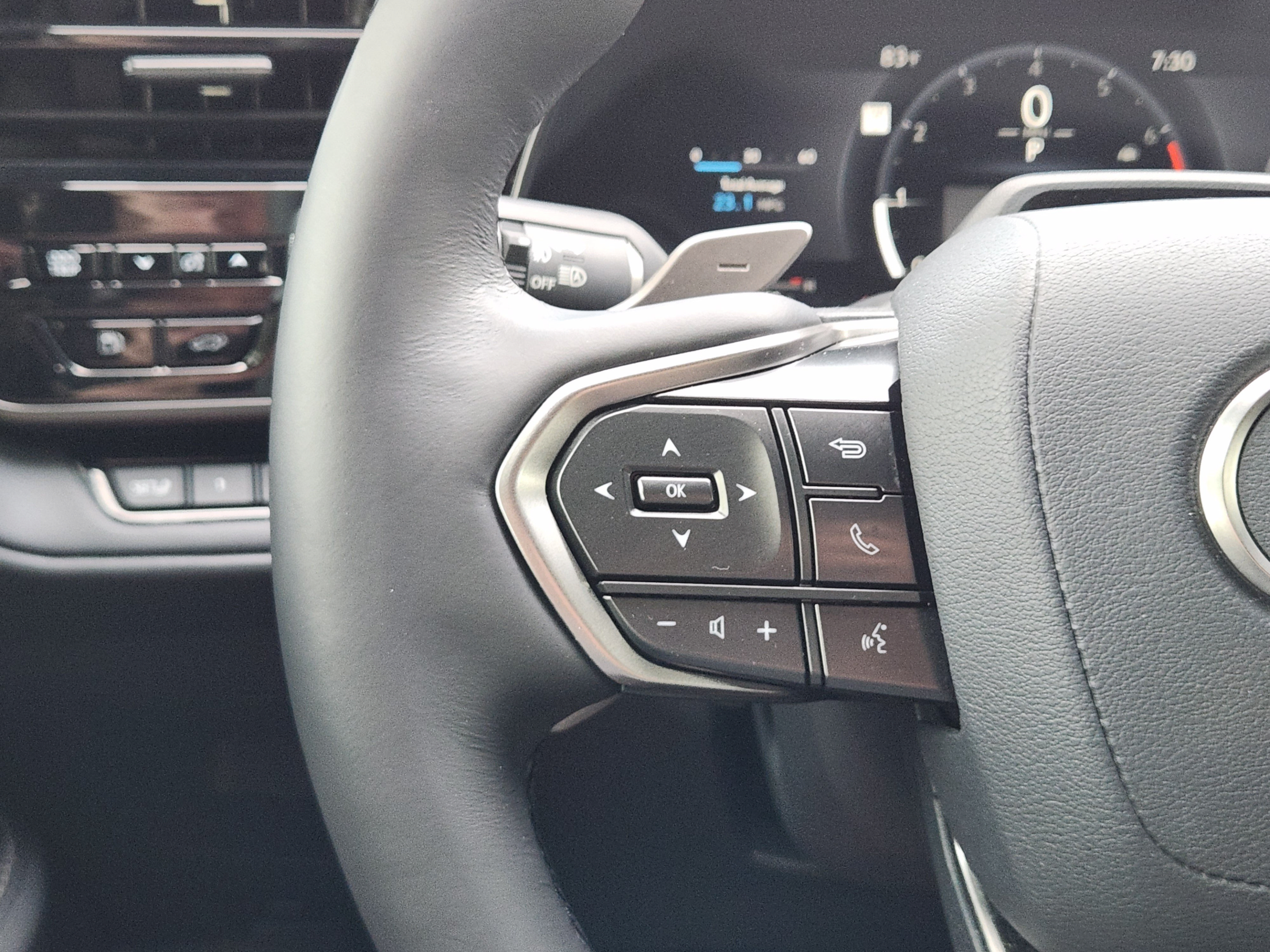 Certified 2025 Lexus TX 350 AWD w/ Technology Package image 22