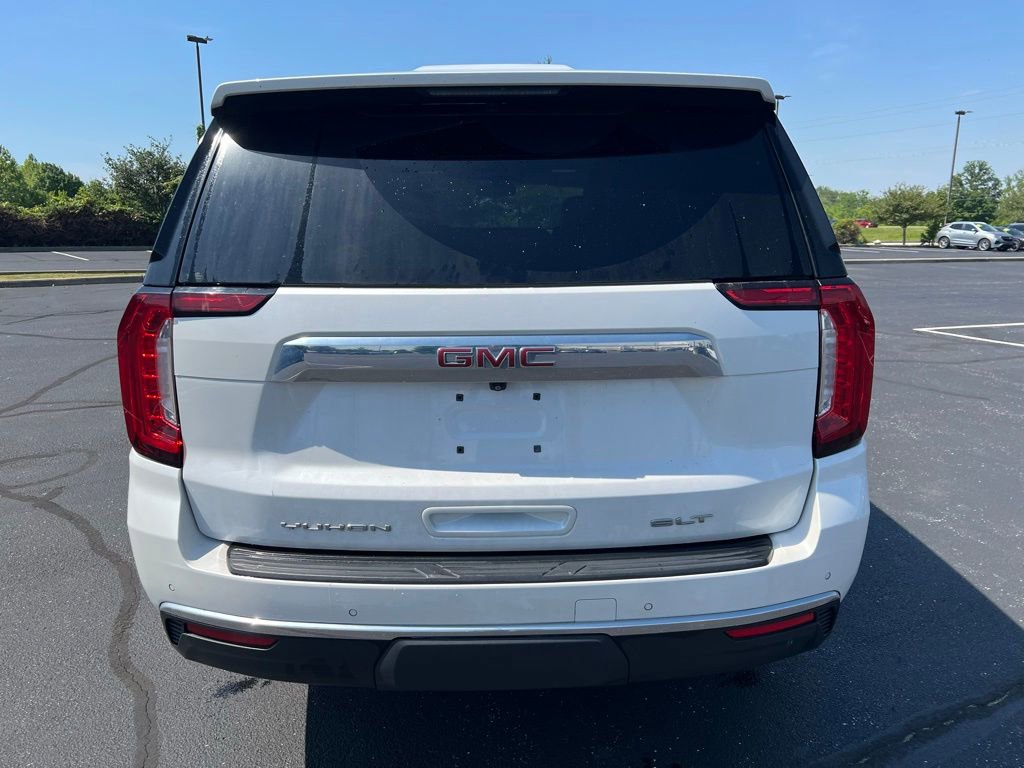 Used 2022 GMC Yukon SLT w/ SLT Premium Package AWD/4WD image 4
