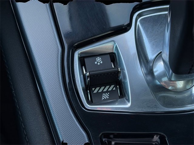 Used 2018 Jaguar F-TYPE Base image 24