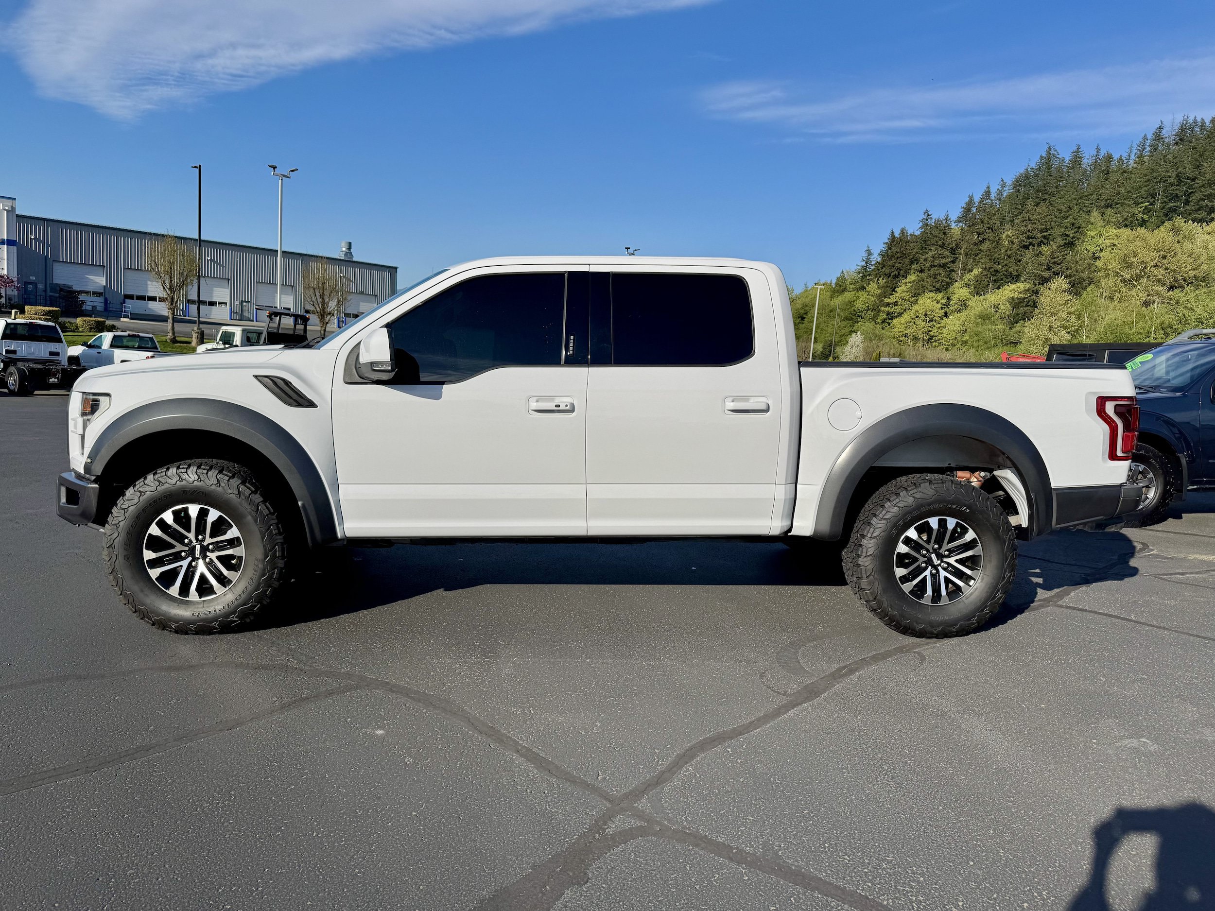 Used 2019 Ford F150 Raptor w/ Equipment Group 802A Luxury AWD/4WD image 7