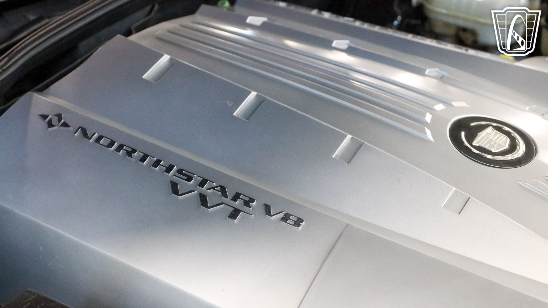 Used 2008 Cadillac XLR RWD image 2