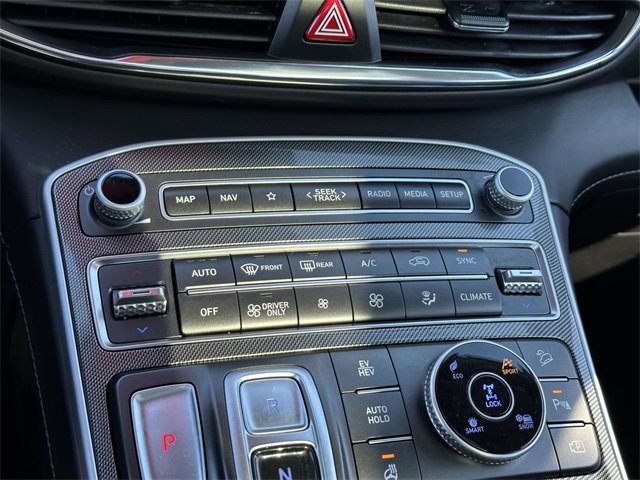 Used 2023 Hyundai Santa Fe Limited image 22