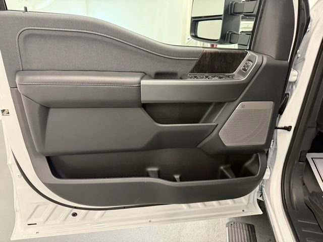 New 2026 Ford F250 Lariat w/ Lariat Premium Package image 14