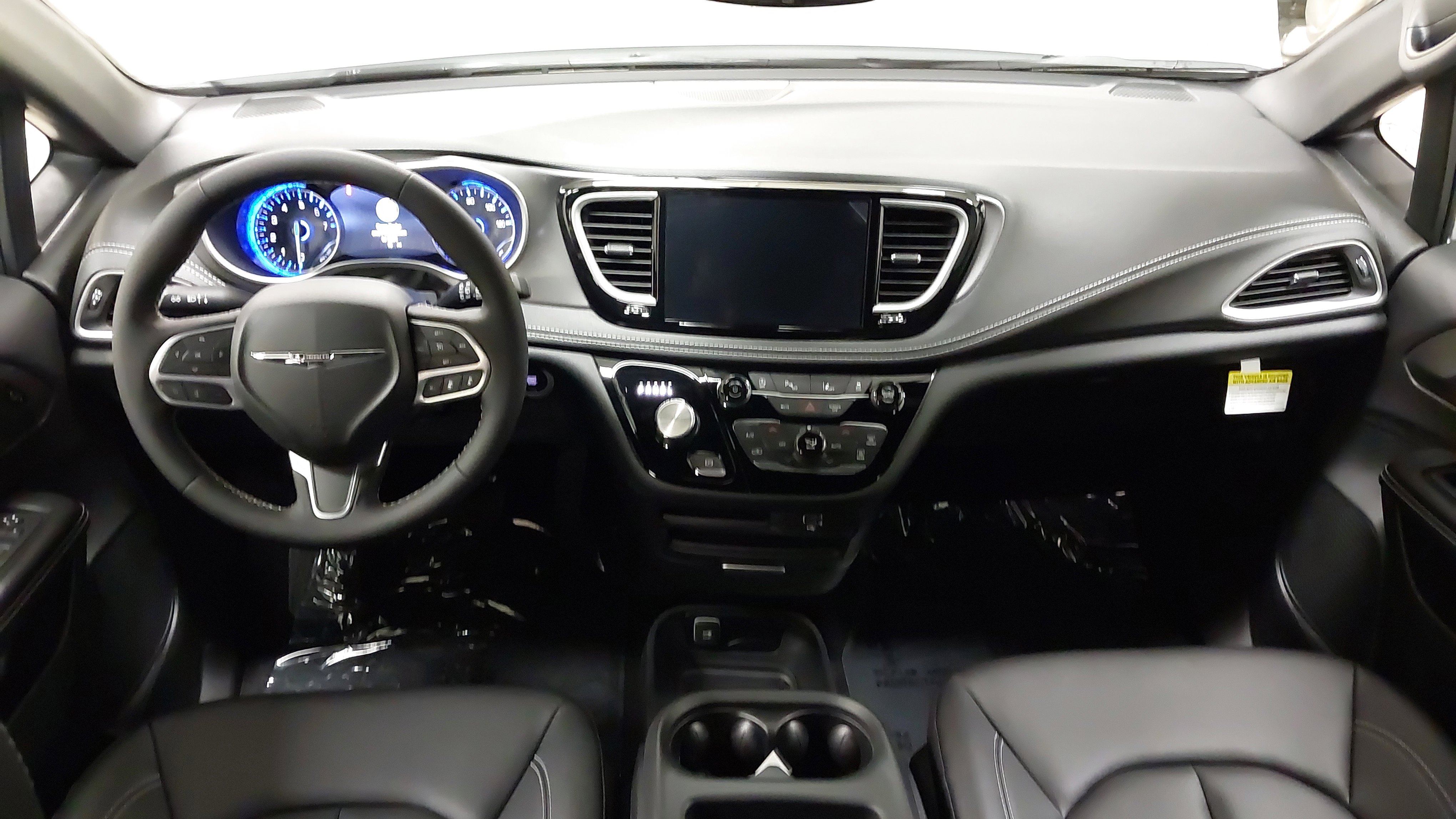 New 2026 Chrysler Pacifica Select FWD image 26